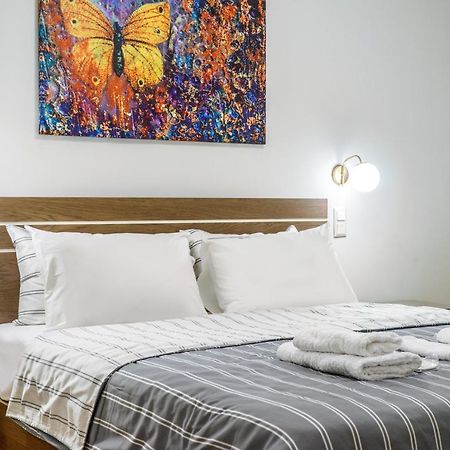 Ferienwohnung Urban Luxury On A Quiet Street In The Center Of Athen Exterior foto